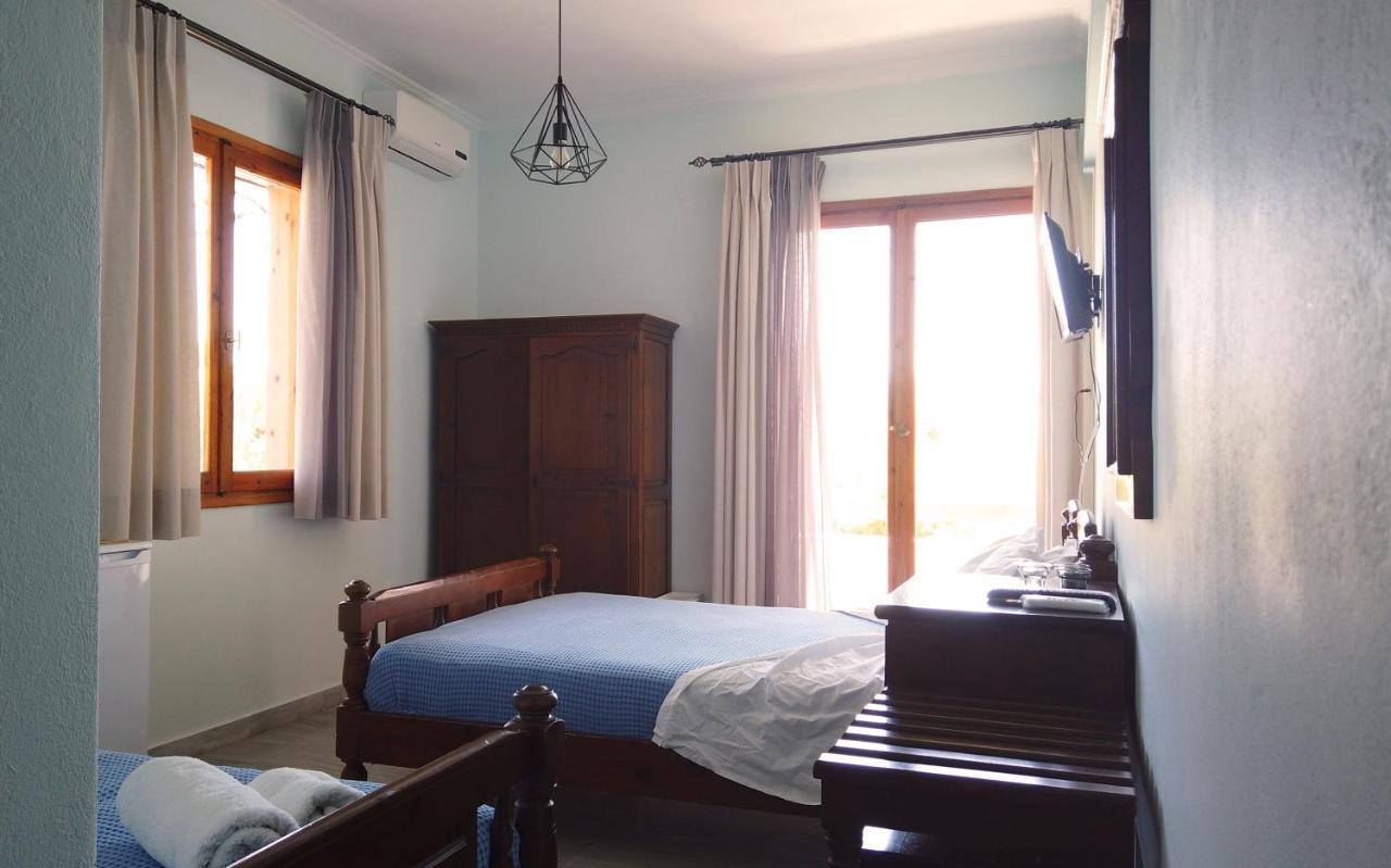Fistiki Rooms Agia Marina  Ngoại thất bức ảnh