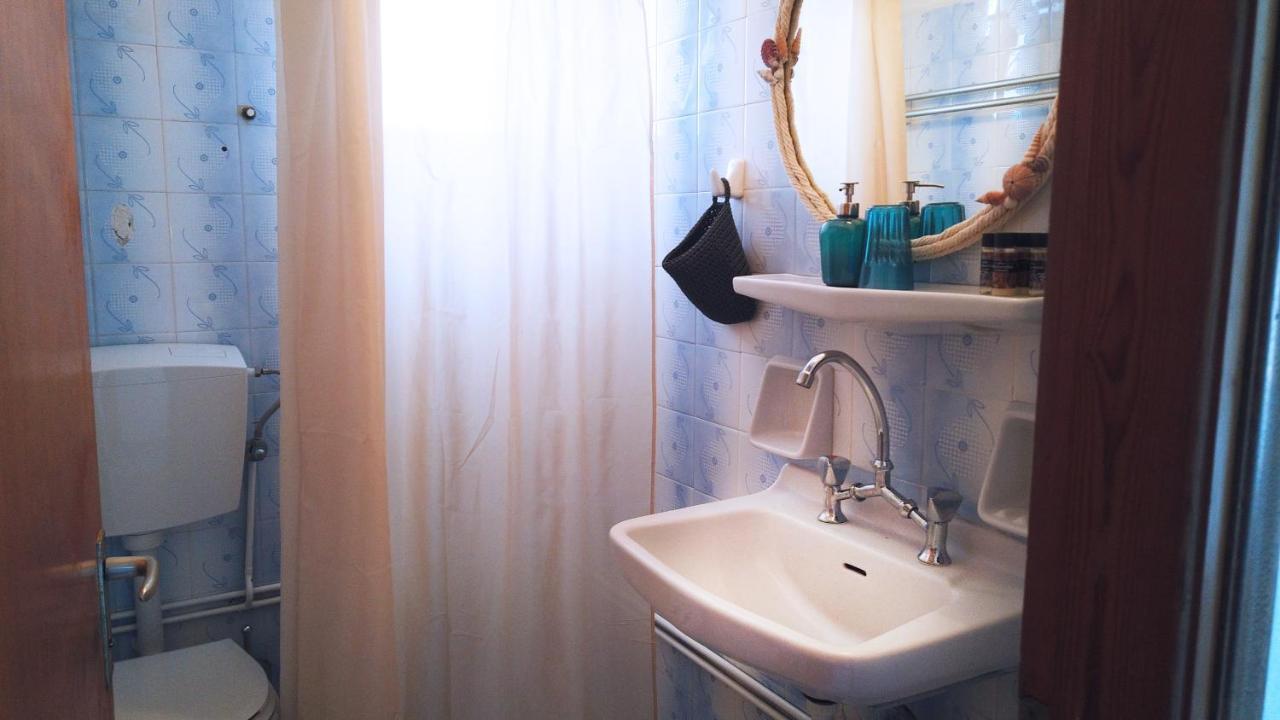 Fistiki Rooms Agia Marina  Ngoại thất bức ảnh
