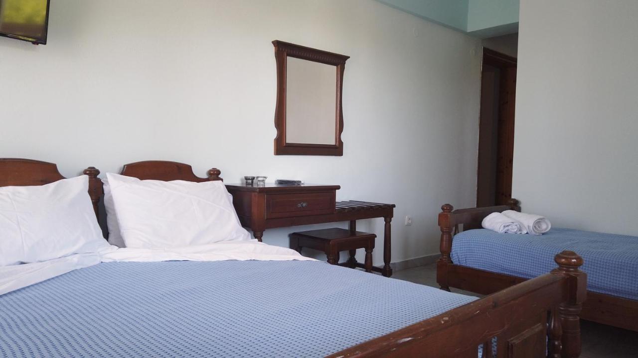 Fistiki Rooms Agia Marina  Ngoại thất bức ảnh